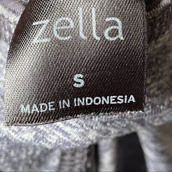 Zella Purple Space-dye Capris  - Picture 4 of 4